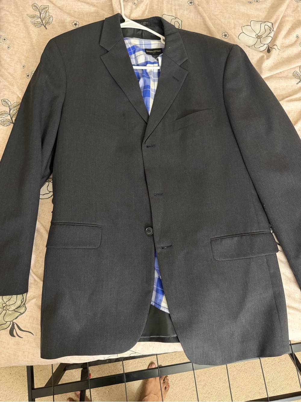 Paulo Solari Black L Men's Two-Button Suit Jacket with Banana Republic M Shirt